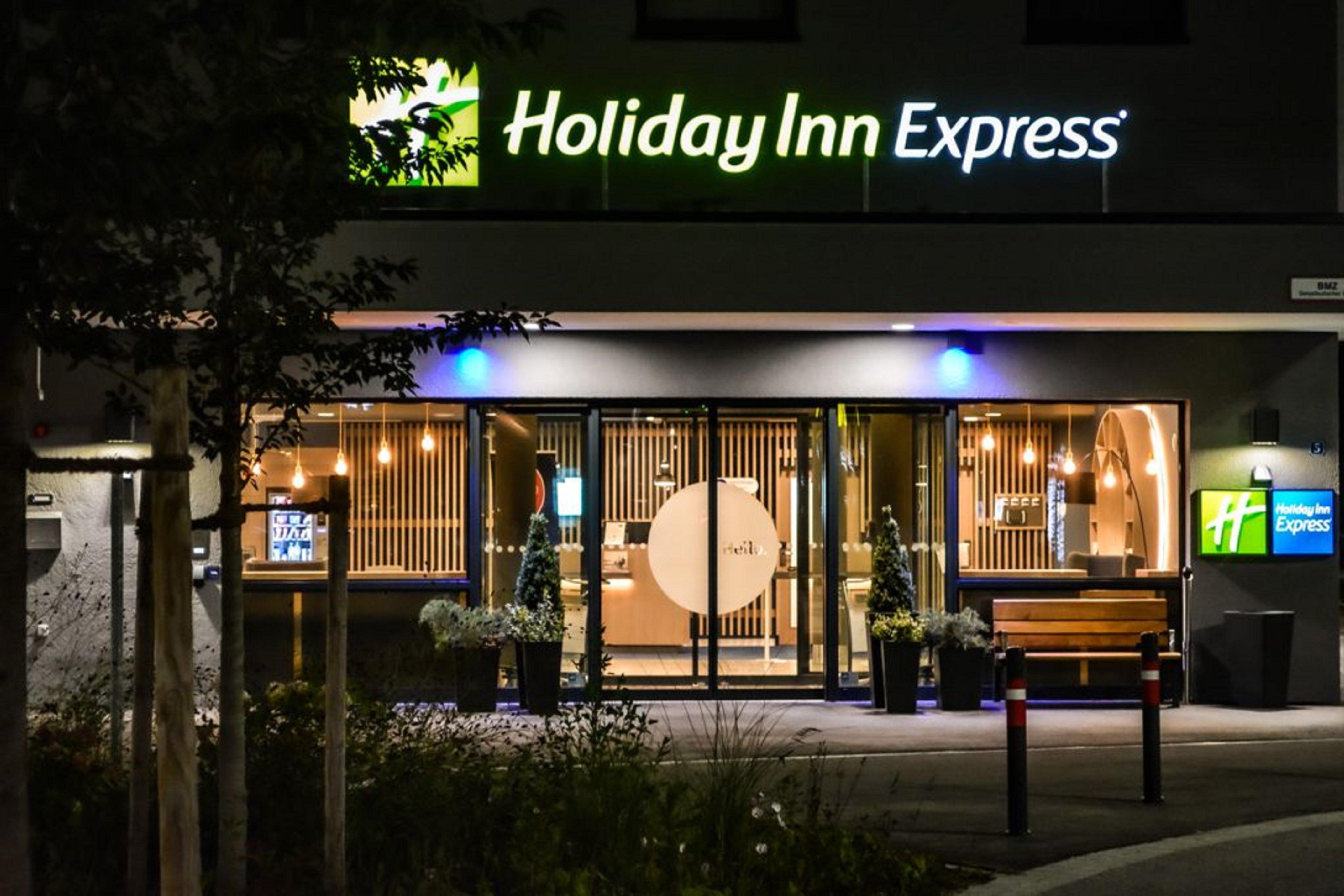 Holiday Inn Express Munich - Olching, An Ihg Hotel Exterior photo